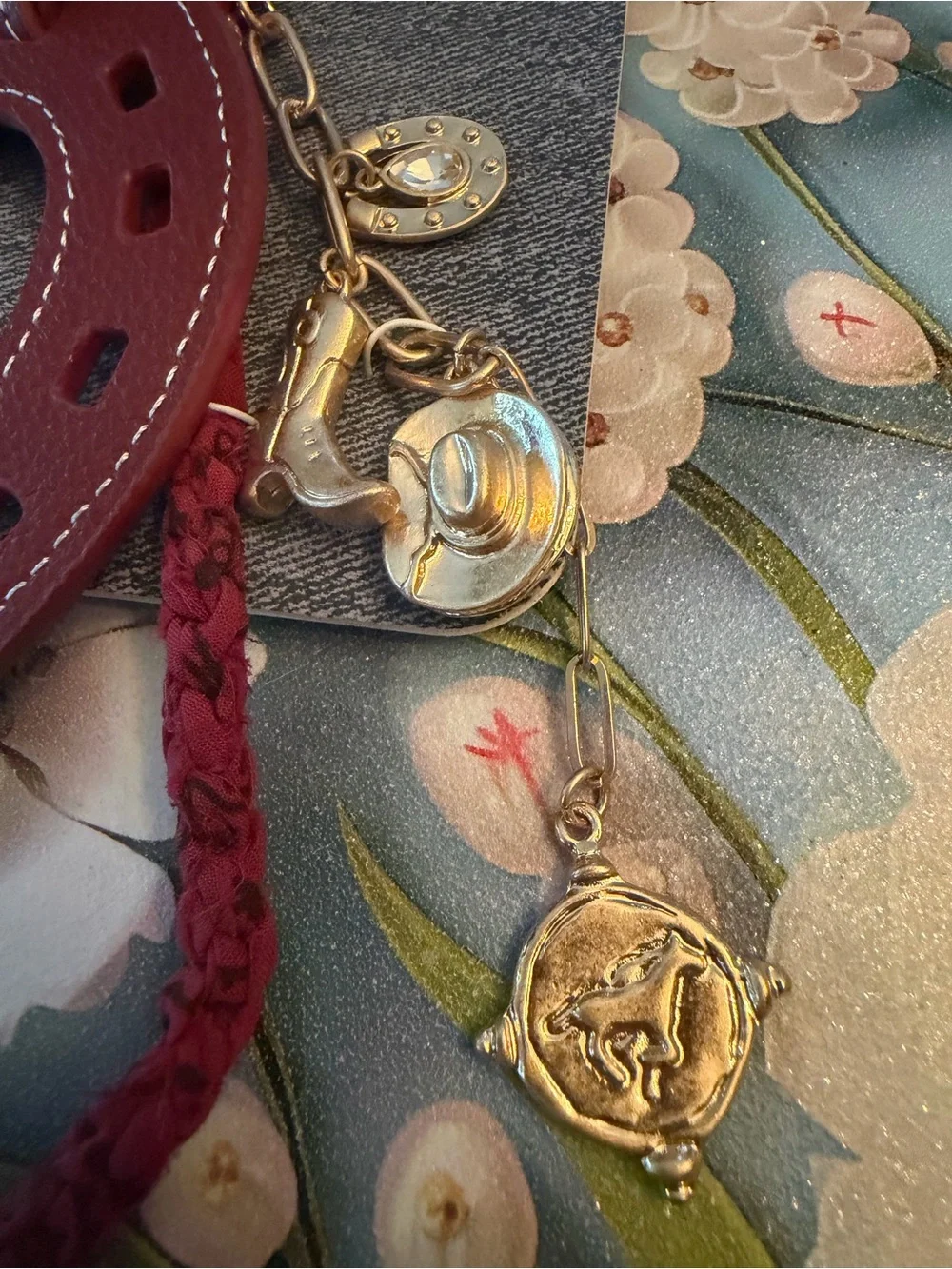 Alterri Genuine Leather Horseshoe Bag Charm With Gold Western Themed Charms NEW